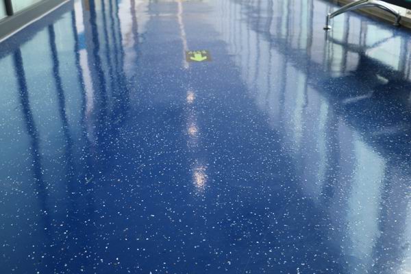 自流平巖片地坪