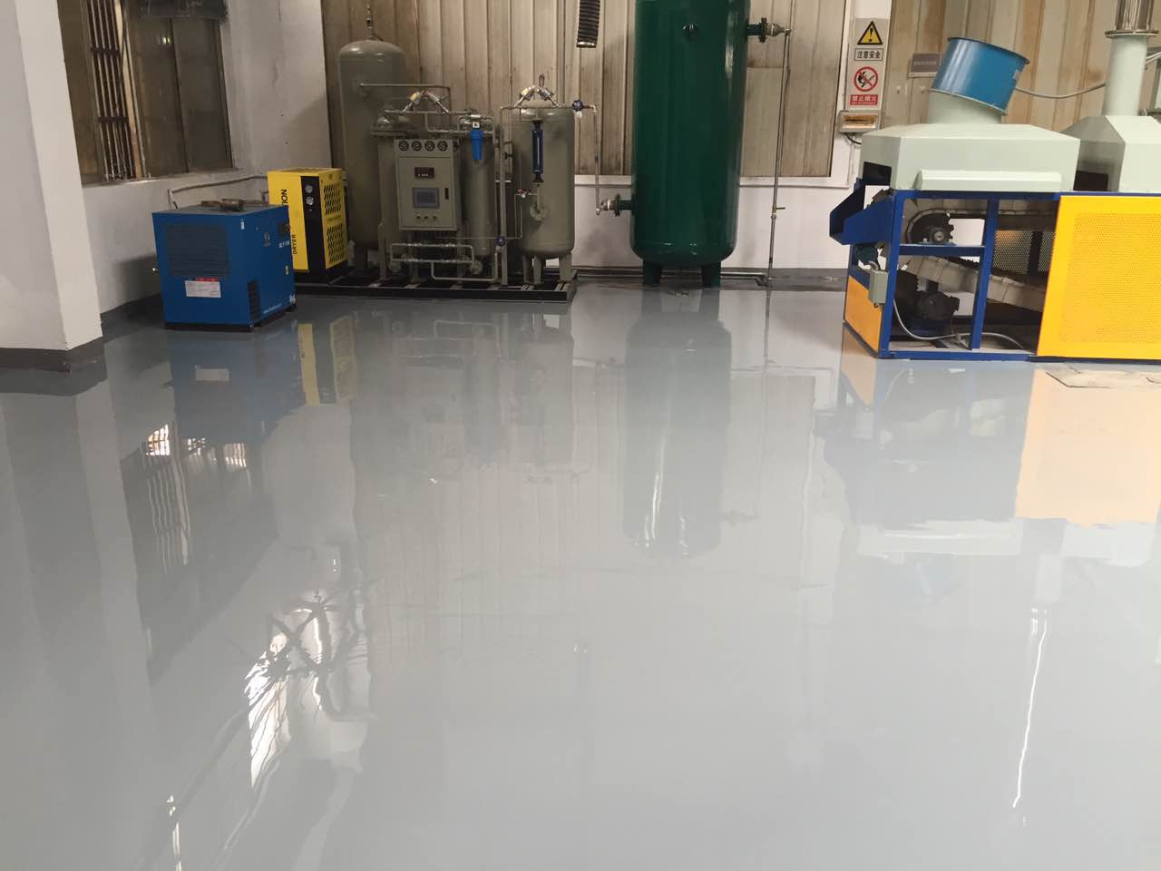 影響環(huán)氧地坪工程施工時間的因素？